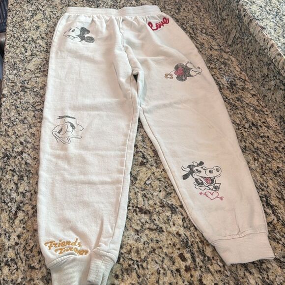 Disney Cream Jogger Sweat Pants with Mickey Mouse and friends Design kids 11/12 - Picture 7 of 15